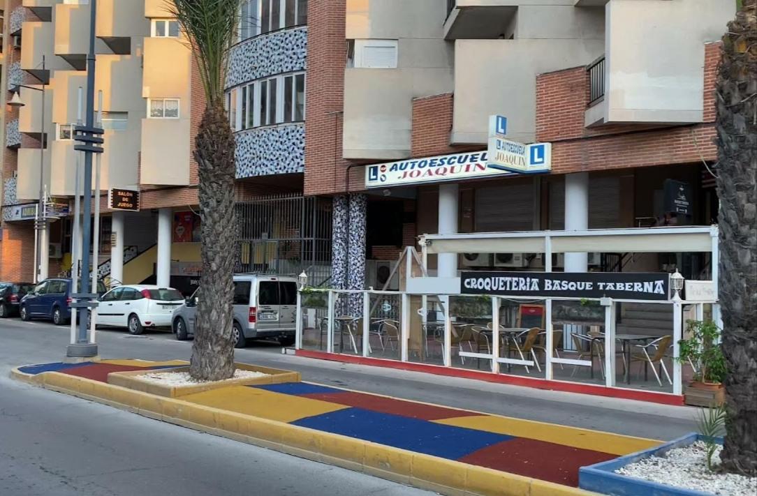 Studio Apartment Santana Habaneras - 18 At Beach With Garage, Pool And Lift Torrevieja Exterior foto