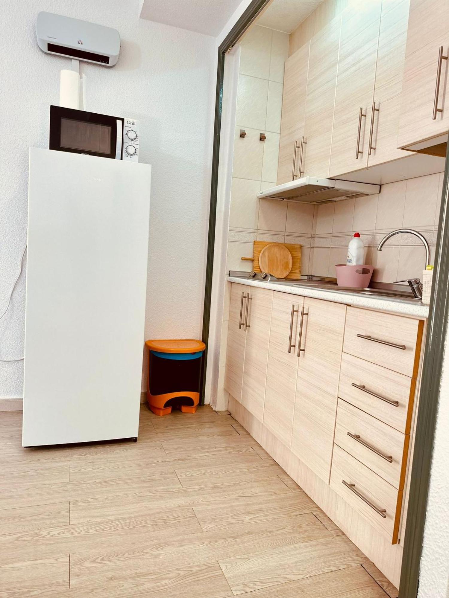 Studio Apartment Santana Habaneras - 18 At Beach With Garage, Pool And Lift Torrevieja Exterior foto